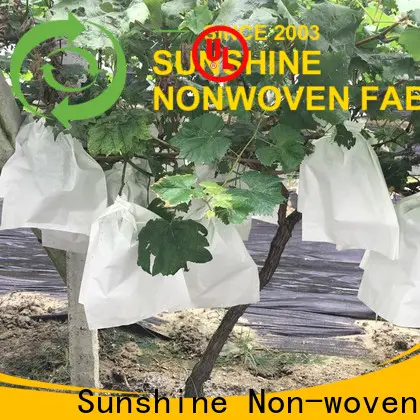 Sunshine drawstring plant cover fabric factory price for gardon