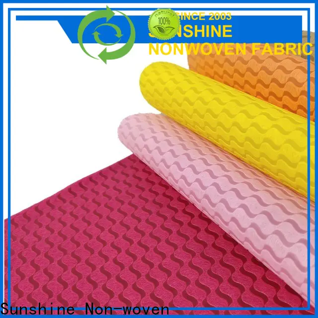 comfortable non woven embossing fabric manufacturer for table
