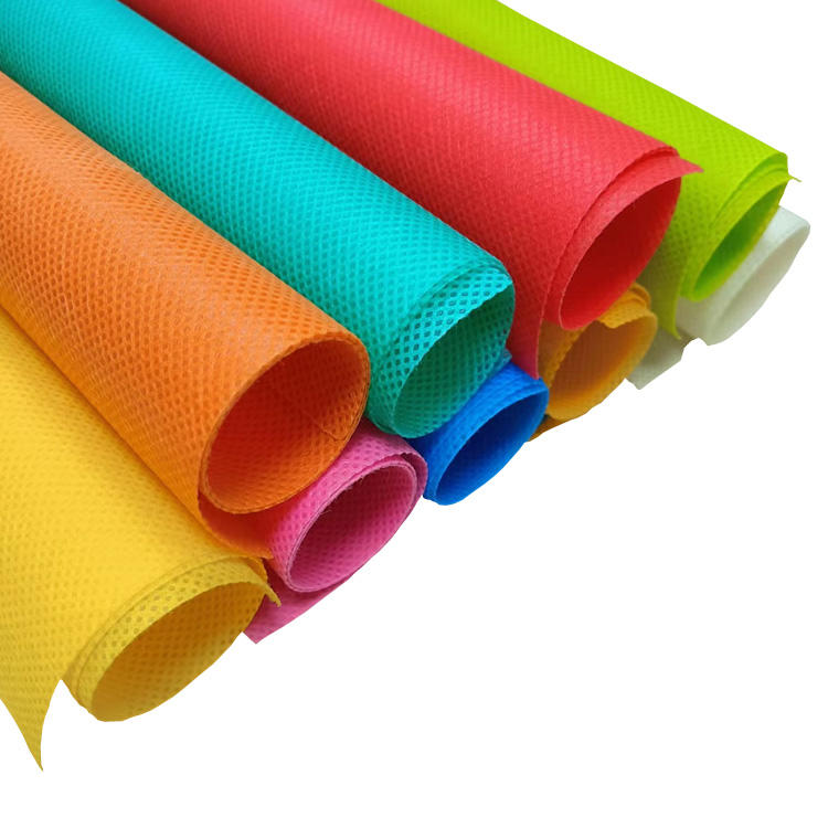 Various colors pp spunbond non woven roll waterproof