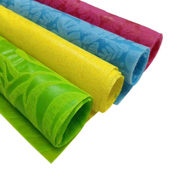 New Design Spunbond pp polypropylene New Embossed Nonwoven/non woven Fabric Flower Wrapping