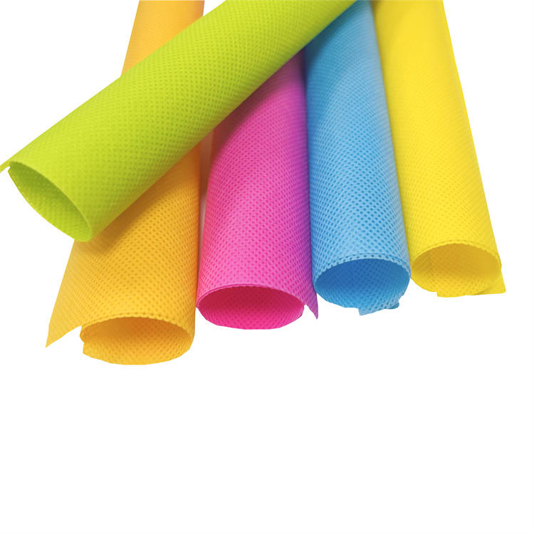 Breathable Price-off high quality 100% PP nonwoven fabric in various color