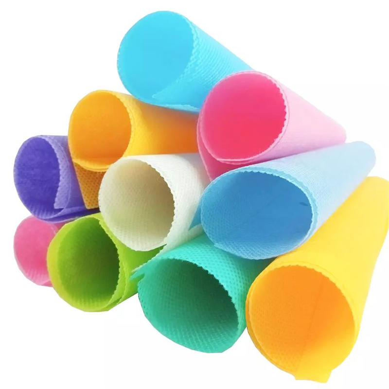 Wholesale 100% Polypropylene waterproof nonwoven fabric various color in different weight